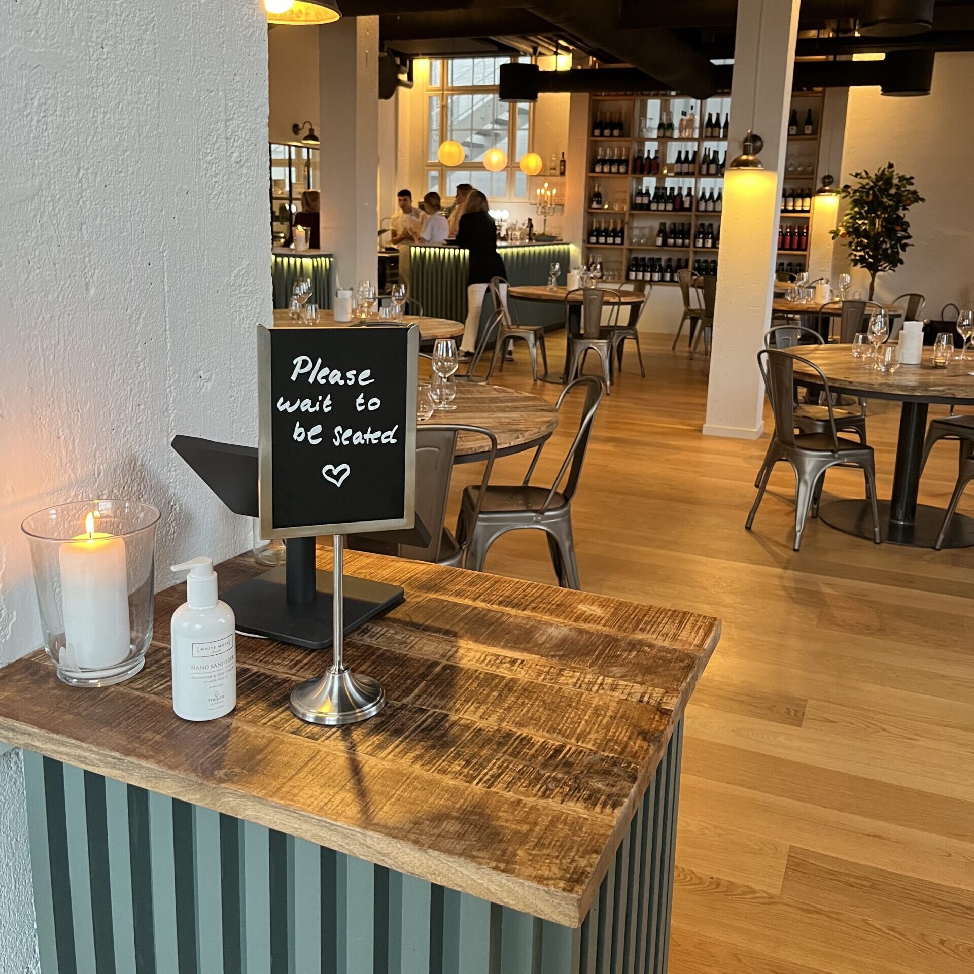 Indgang til restaurant