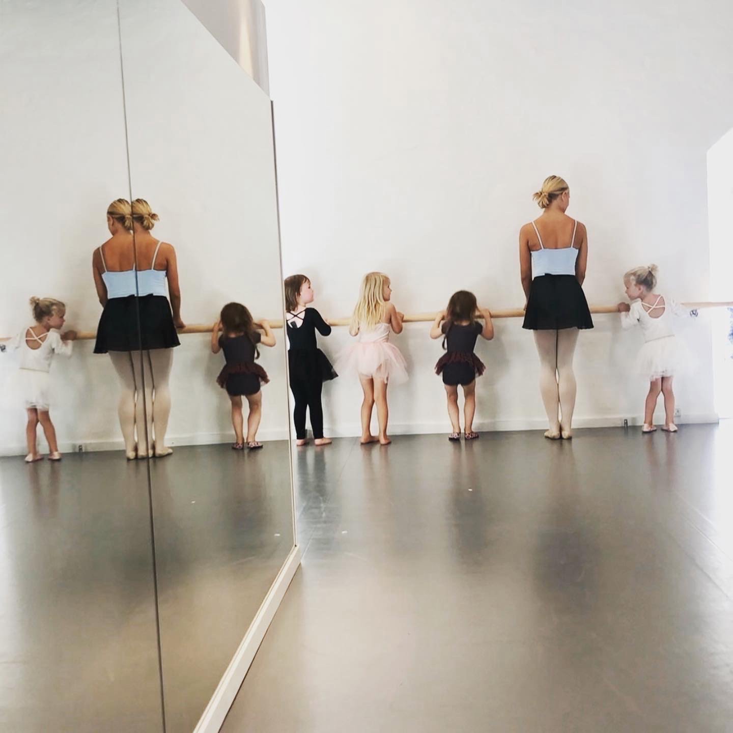 0B095452-C668-4AE3-9E39-902FDF3A706B